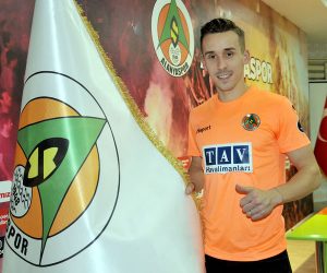 Alanyaspor lu futbolcular kaza geçirdi ,Josef Sural öldü