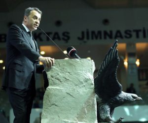 Beşiktaş’ ın borcu 2,5 MİLYAR