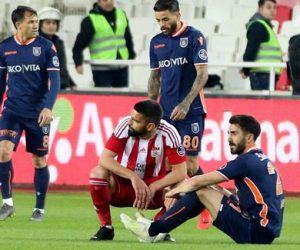 Başakşehir düşüşte :0-0
