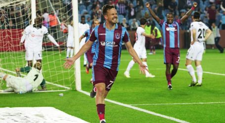 Beşiktaş Trabzon’ dan eli  boş dönüyor:2-1