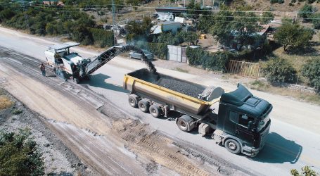 ESKİYEN ASFALTLAR YENİLENİYOR