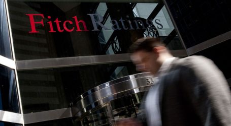 Fitch,Türkiye’nin kredi notunu durağandan negatife çevirdi