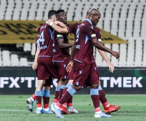 Trabzonspor AEK yı 3-1 yendi