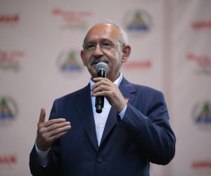 Artvin Kılıçdaroğlu’ nu bağrına bastı