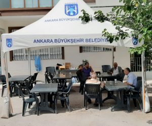 BÜYÜKŞEHİR ACILI AİLELERİN YANINDA…