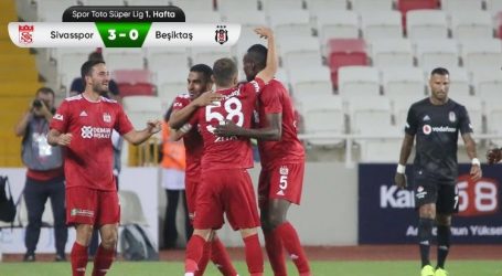 Lider Sivasspor, Beşiktaş ı avladı:2-1
