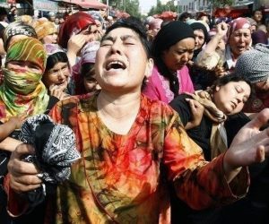 Sincan Uygur Özerk Bölgesi’nde  neler oluyor ?