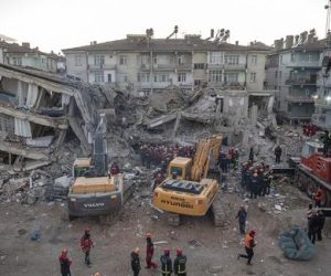 Elazığ Depreminin blançosu:41 ÖLÜ,1607 Yaralı