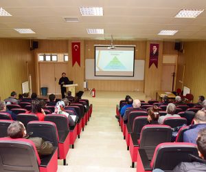 AÇÜ’DE İŞ SAĞLIĞI VE GÜVENLİĞİ EĞİTİMLERİ DÜZENLENDİ