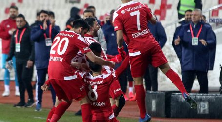 Başakşehir ve Sivasspor un rakipleri belli oldu