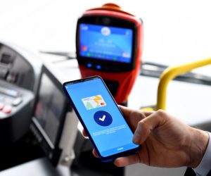 ANKARA’DA CEP TELEFONLARI BİLET GİBİ KULLANILIYOR…