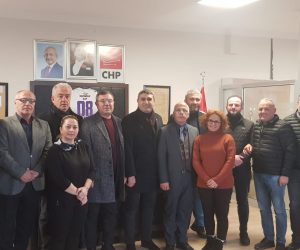 TSO’DAN HOPA VE KEMALPAŞA CHP İLÇE BAŞKANLIKLARINA HAYIRLI OLSUN ZİYARETİ