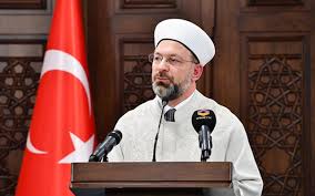 Ali Erbaş ‘ın görev süresi 4 yıl uzatıldı