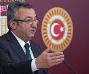 “Çekilmeyi bilmek lazım”