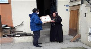 Yıldız Holding’den her ay 10 bin aileye gıda kolisi