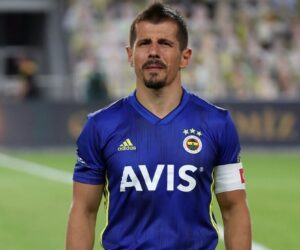 Emre Belezoğlu futbola veda etti