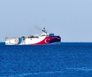 Ankara-Atina arasında ‘Navtex’ GERİLİMİ
