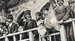 ‘9 Eylül İzmir’in emperyalist işgalden kurtuluşu, Cumhuriyet’in kuruluşunun zafer yoludur”