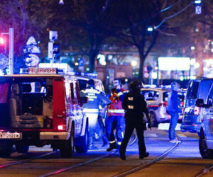 Viyana’ da terör saldırısında 7 kişi öldü