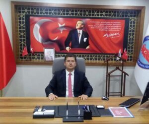 ARDANUÇ KAYMAKAMLIĞI KİTAP KAMPANYASI BAŞLATTI
