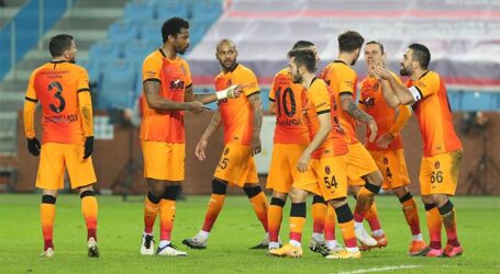 Galatasaray Trabzon dan lider dönüyor:2-0