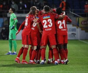Beşiktaş engel tanımıyor:3-2