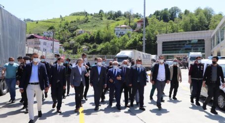 BAKAN MUŞ, SARP SINIR KAPISINDA İNCELEMELERDE BULUNDU