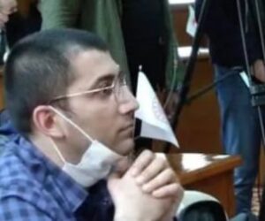 BAKANA SORU SORDU, GÖREVİNE SON VERİLDİ