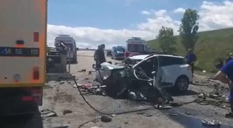 Sivas’taki trafik  kazasında 9 kişi öldü
