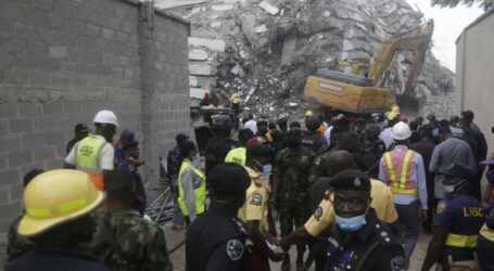 Lagos’ta,21 katlı bina çöktü