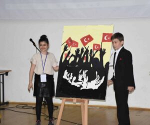 PALETİMDEKİ DÜŞLER KARMA RESİM SERGİSİ AÇILDI