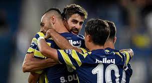 Fenerbahçe  Play-off a göz kırptı:2-0