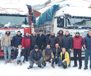 ŞAVŞAT’TAN BU DEFA DA 2 TIR ODUN GÖNDERİLDİ.