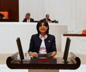 ”Bu yanlış karardan bir an önce dönülmeli”