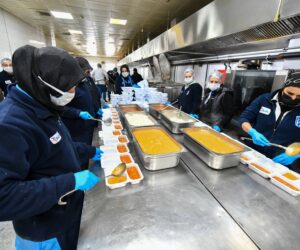 “YEMEK VER” KAMPANYASINA DESTEK YAĞIYOR