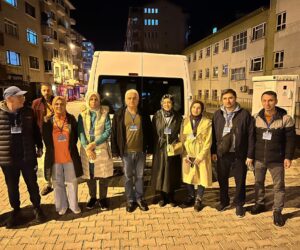 ARHAVİ’NİN GÖNÜLLÜ ÖĞRETMENLERİ HATAY’DA