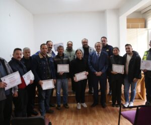 ŞAVŞAT BELEDİYESİNDEN İTFAİYE PERSONELİNE SERTİFİKA