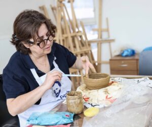 YAŞAR KEMAL KÜLTÜR MERKEZİ’NİN SANAT ATÖLYELERİNE İLGİ BÜYÜK