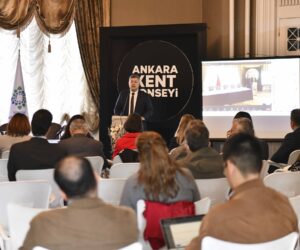 BAŞKENTİN 100 YILI ULUSLARARASI ÇALIŞTAYDA MASAYA YATIRILDI