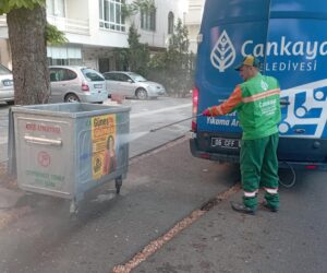 ÇANKAYA’DA KÖŞE BUCAK TEMİZLİK 