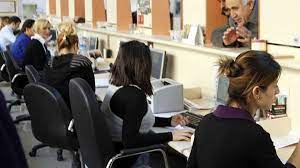 BİNLERCE MEMUR EMEKLİ OLMAKTAN VAZGEÇİYOR