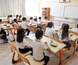 ÇANKAYA DAN ; HER GÜN 3 BİN İLKOKUL ÖĞRENCİSİNE SICAK ÖĞLE YEMEĞİ 