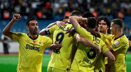 Fenerbahçe liderliği bırakmıyor:2-0