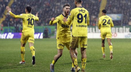 Fenerbahçe Rizesporu 3-1 yendi