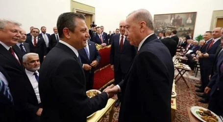 ”Türkiye’nin, Türk siyasetinin yumuşama  sürecine  ihtiyacı var”