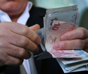 Emekliler zammı yetersiz buldu, seyyanen zam istiyor