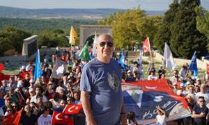 Özdağ:Atamızın değerlerini yaşatmakta kararlıyız