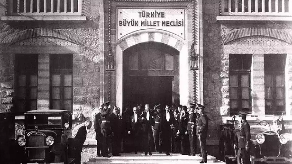 ”Ankara’yı ikinci yüzyıla sağlam adımlarla taşımaya kararlıyız”