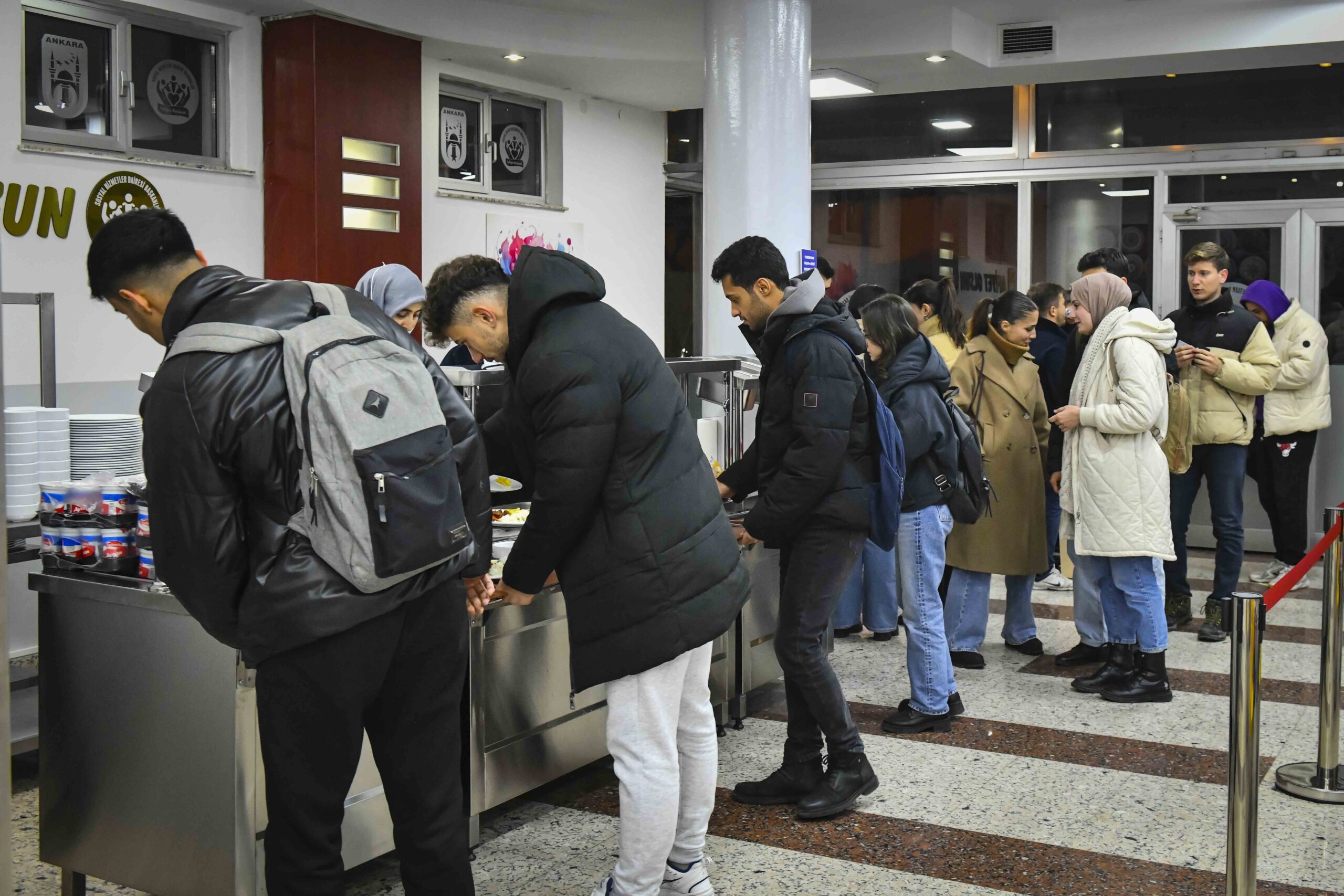 “GENÇLİK SOFRASI” PROJESİNE GENÇLERDEN YOĞUN İLGİ 