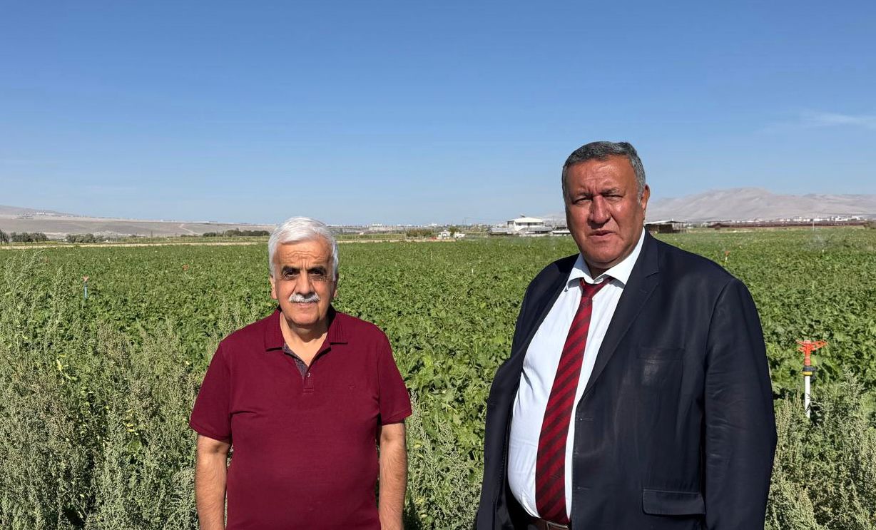 “ÇİFTÇİ BORCUNU ÖDEYEMİYOR”